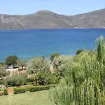 Skorponeria Beachfront House * Skroponeria