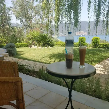 Holiday home Skorponeria Beachfront House *