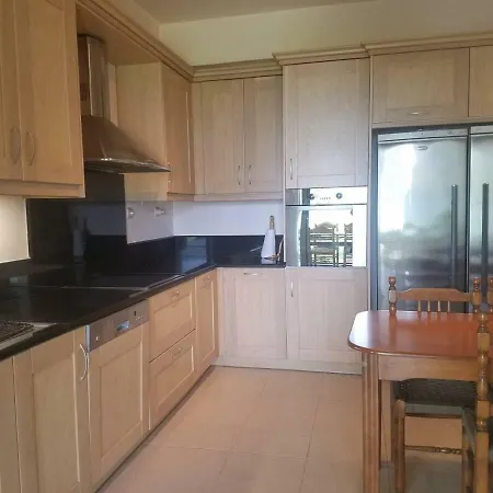 Skorponeria Beachfront House *