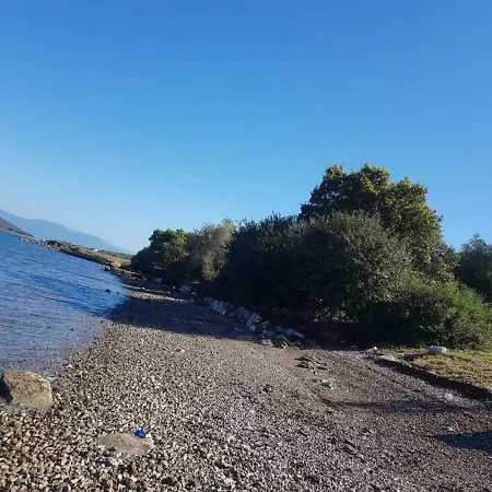 Skorponeria Beachfront House Skroponeria