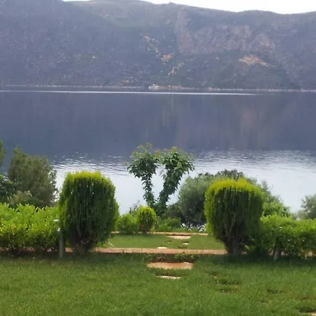 Holiday home Skorponeria Beachfront House Skroponeria